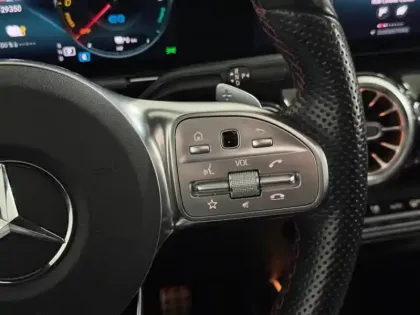 Photo 18 Mercedes GLA 250 e AMG Line