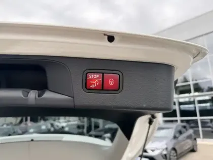 Photo 19 Mercedes Classe GLC GLC 300e 4MATIC SUV AMG Line