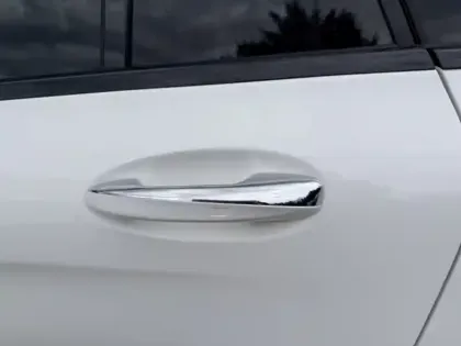 Photo 13 Mercedes Classe GLC GLC 300e 4MATIC SUV AMG Line