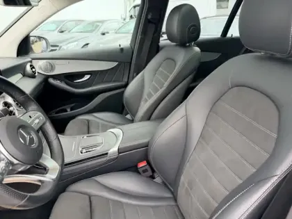 Photo 16 Mercedes Classe GLC GLC 300e 4MATIC SUV AMG Line
