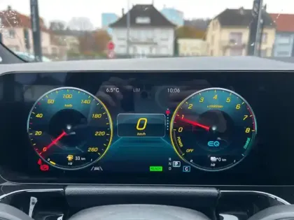 Photo 21 Mercedes GLA Gén. II (H247) Ph1 AMG Line 5