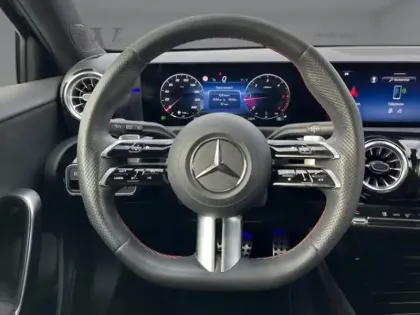 Photo 23 Mercedes Classe A Gén. IV (W177) Ph2 AMG Line 5