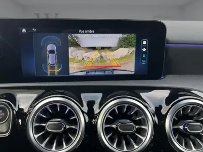 Photo 17 Mercedes Classe A 180 d AMG Line