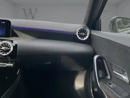 Photo 22 Mercedes Classe A Gén. IV (W177) Ph2 AMG Line 5