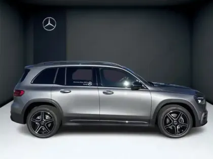 Photo 8 Mercedes GLB 200 d AMG Line