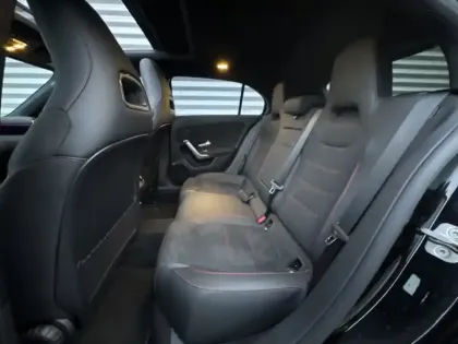 Photo 13 Mercedes Classe A 180 d AMG Line