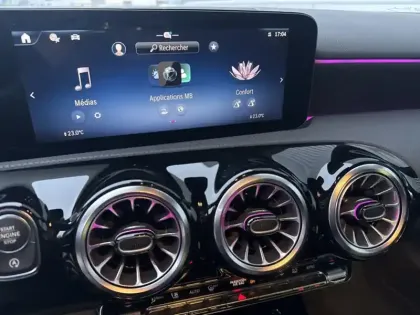 Photo 16 Mercedes Classe A 180 d AMG Line