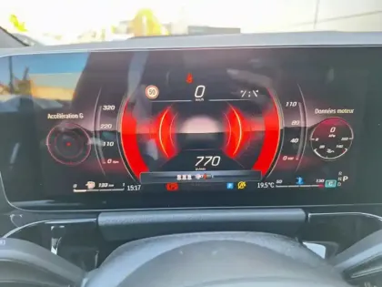 Photo 12 Mercedes Classe B 200 d AMG Line