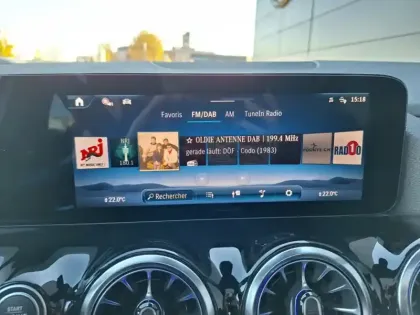 Photo 17 Mercedes Classe B 200 d AMG Line