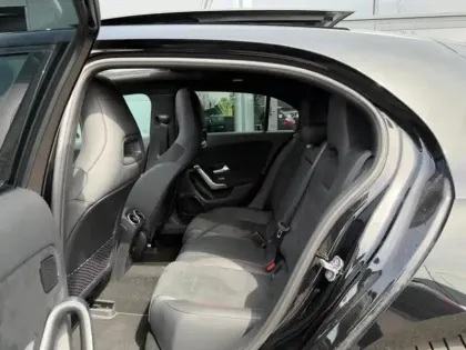 Photo 52 Mercedes Classe A 250 e Hybrid EQ AMG Line