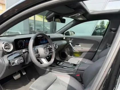 Photo 47 Mercedes Classe A 250 e Hybrid EQ AMG Line