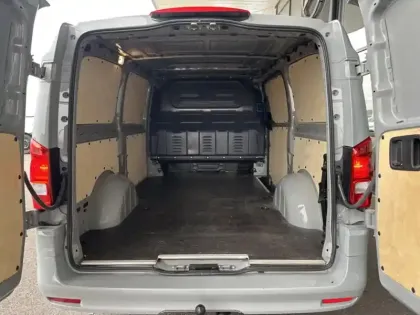 Photo 26 Mercedes Vito 114 CDI Fourgon Long 37500€HT