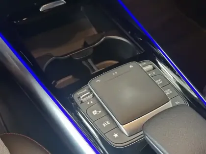 Photo 23 Mercedes GLA 200 AMG Line