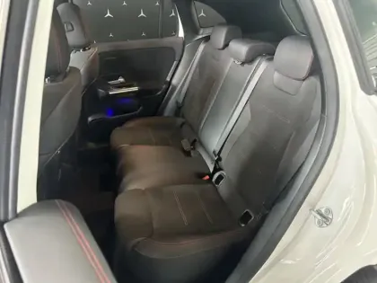 Photo 24 Mercedes GLA 200 AMG Line