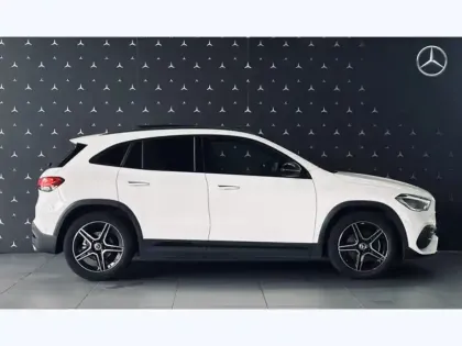 Photo 14 Mercedes GLA 200 AMG Line