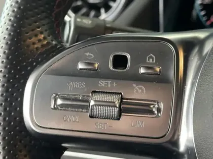 Photo 27 Mercedes GLA 200 AMG Line