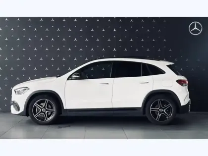 Photo 10 Mercedes GLA 200 AMG Line