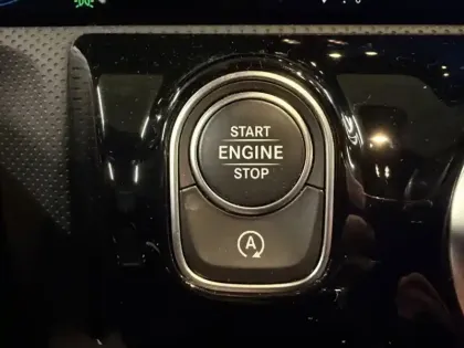 Photo 12 Mercedes Classe A 200 AMG Line