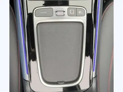 Photo 28 Mercedes GLA 250 e Hybrid EQ AMG Line