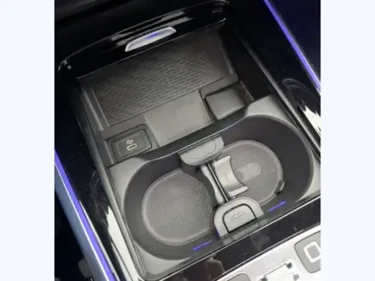 Photo 21 Mercedes GLA 250 e Hybrid EQ AMG Line