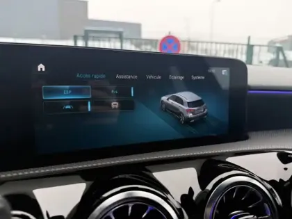 Photo 13 Mercedes Classe A 180 d AMG Line