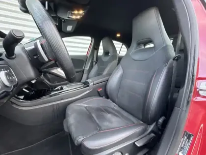 Photo 23 Mercedes Classe A Gén. IV (W177) Ph2 AMG Line 5