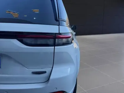 Photo 10 Jeep Grand Cherokee Summit Reserve Plug-In-Hybrid 