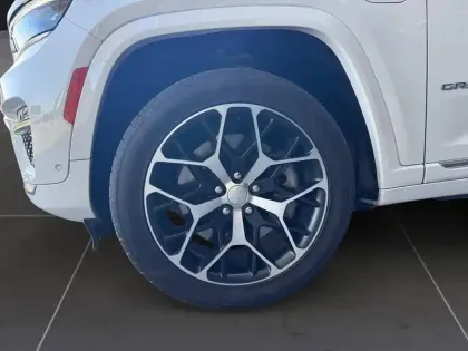 Photo 8 Jeep Grand Cherokee Summit Reserve Plug-In-Hybrid 