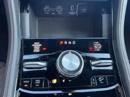 Photo 14 Jeep Grand Cherokee Summit Reserve Plug-In-Hybrid 