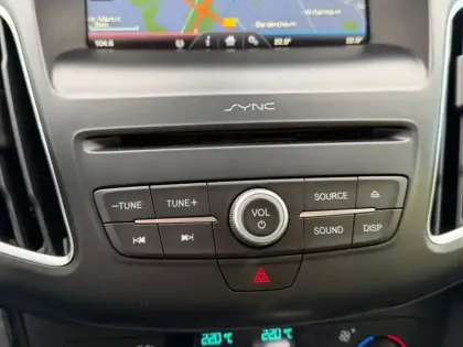 Photo 18 Ford Focus Gén. III Ph2 Titanium 5