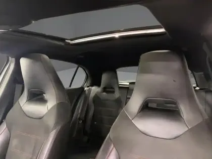 Photo 26 Mercedes Classe A Gén. IV (W177) Ph1 AMG Line 5