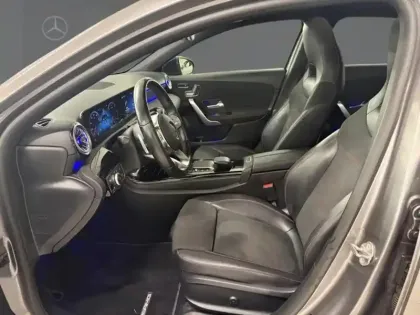 Photo 21 Mercedes Classe A 200 d AMG Line