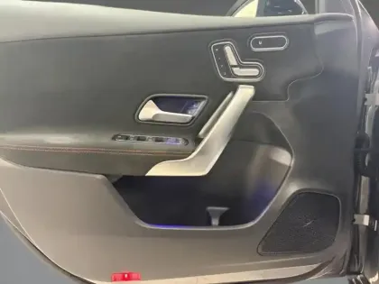 Photo 23 Mercedes Classe A Gén. IV (W177) Ph1 AMG Line 5