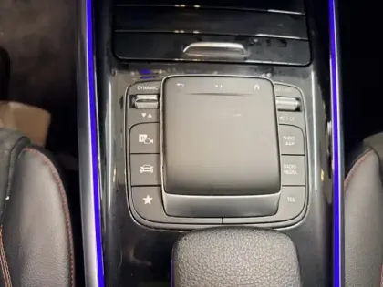 Photo 15 Mercedes GLA 200 d AMG Line