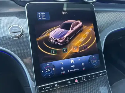 Photo 16 Mercedes Classe C  220 d Berline AMG Line