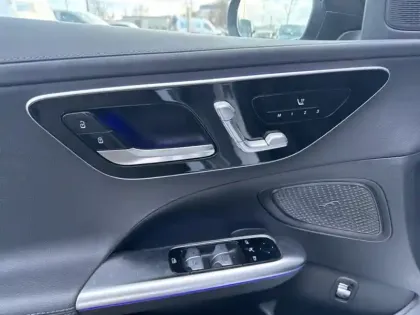 Photo 20 Mercedes Classe C  220 d Berline AMG Line