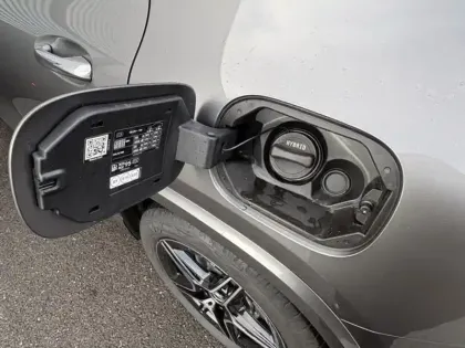 Photo 25 Mercedes GLA 250 e Hybrid EQ AMG Line