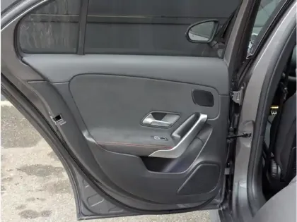 Photo 20 Mercedes Classe A 180 d 