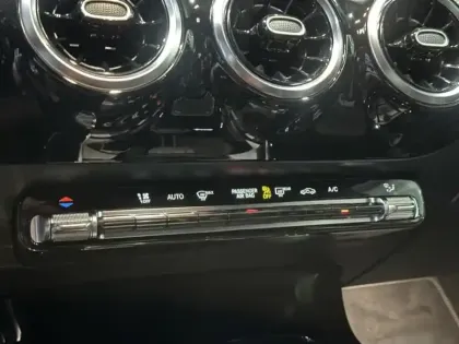 Photo 13 Mercedes Classe A 180 Style Line