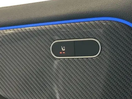 Photo 31 Mercedes GLA 250 e Hybrid EQ AMG Line