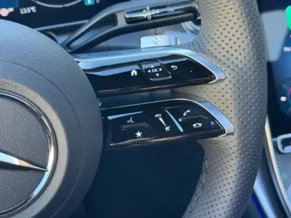 Photo 15 Mercedes GLC  220 d 4MATIC AMG Line