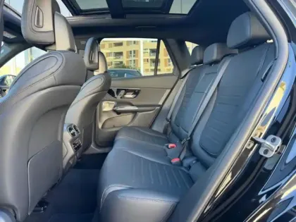 Photo 10 Mercedes GLC  220 d 4MATIC AMG Line