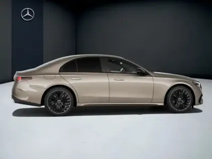 Photo 11 Mercedes Classe E  450 d 4MATIC AMG Line