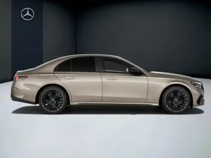 Photo 5 Mercedes Classe E  450 d 4MATIC AMG Line