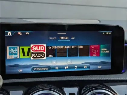 Photo 20 Mercedes CLA 250 e Hybrid EQ 