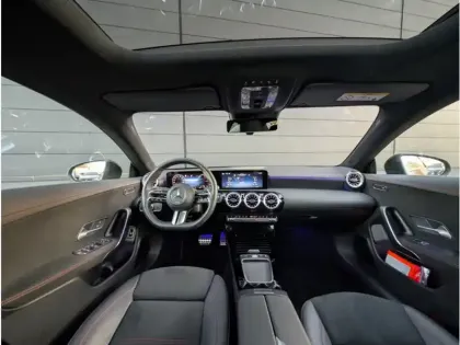 Photo 10 Mercedes CLA 250 e Hybrid EQ 