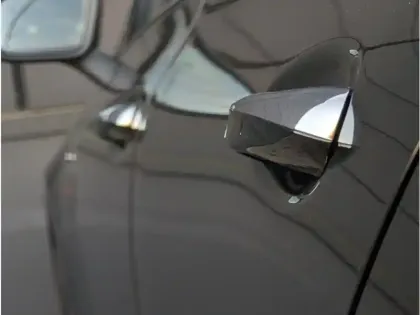 Photo 18 Mercedes CLA 250 e Hybrid EQ 