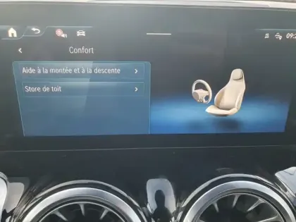 Photo 18 Mercedes GLB 200 d AMG Line