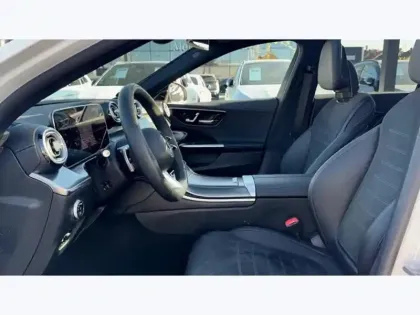 Photo 32 Mercedes Classe C C 300 e break AMG Line