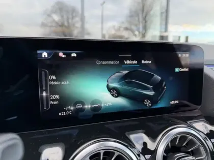 Photo 18 Mercedes GLA 200 d AMG Line